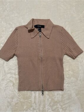 Forever 21 Ribbed Short Sleeve Zip-Front Top in Taupe
